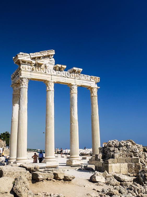 Temple of Apollo, Side