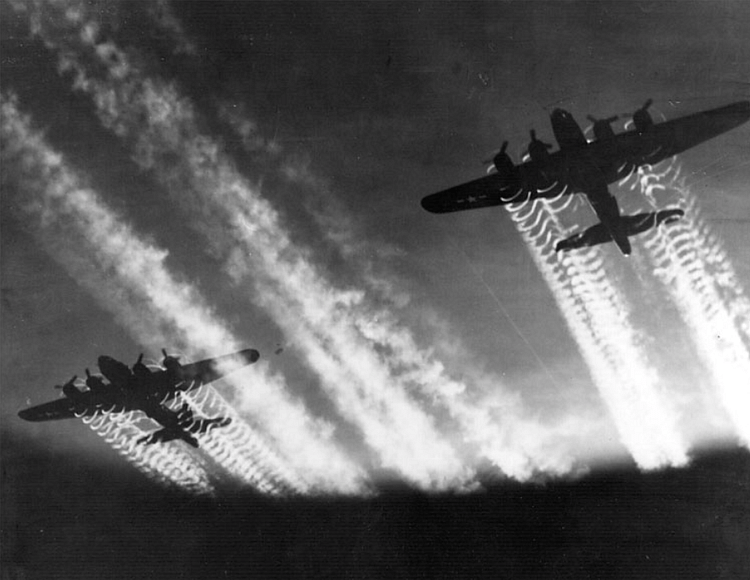 B17 Flying Fortresses over Europe