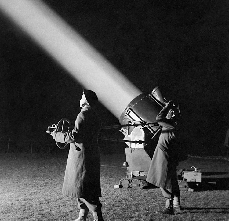 British Searchlight Operators